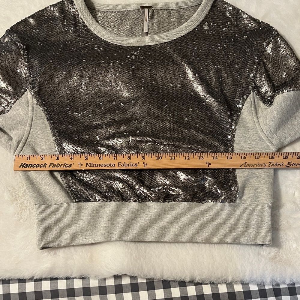 Free People Rise & Shine Sequin‎ Sweatshirt Size Small - Picture 10 of 15